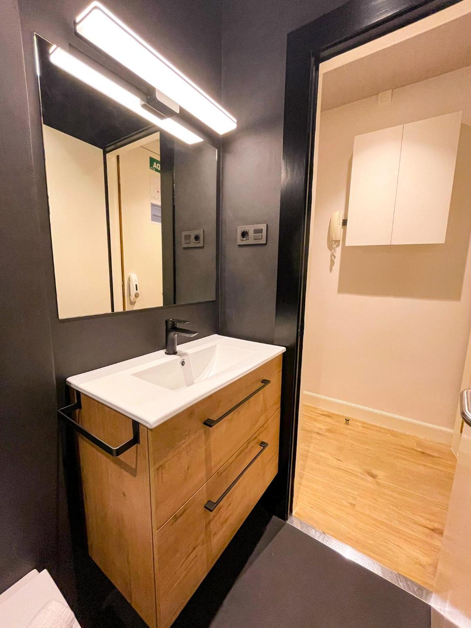 Apartmán Vivienda Turistica En Bilbao La Vieja Con Wifi Y Parking Exteriér fotografie